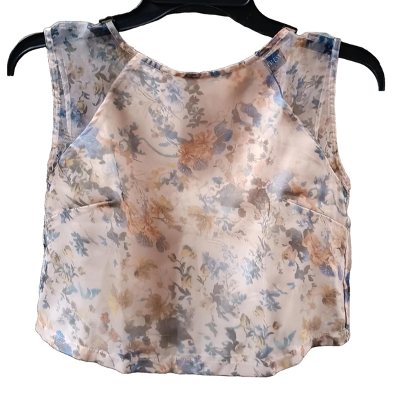 NWT Little Mistress Floral Print Cropped Blouse - Picture 1 of 7